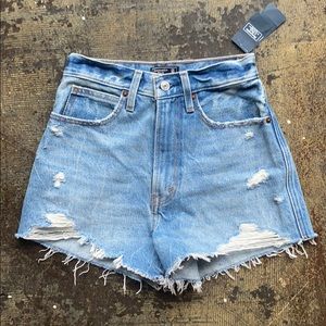 Abercrombie & Fitch Natural Rise Denim Shorts NWT